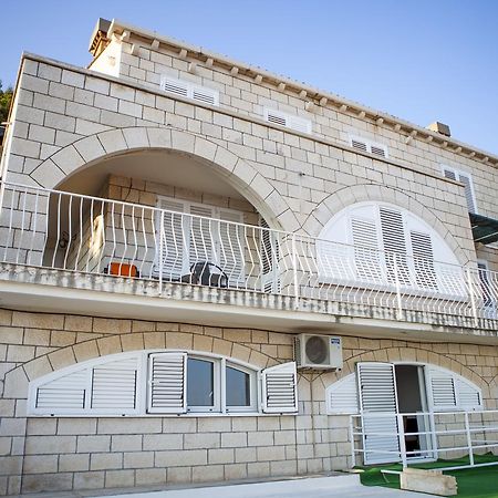 Apartment Dove With Sea View And Free Parking Dubrovnik Extérieur photo